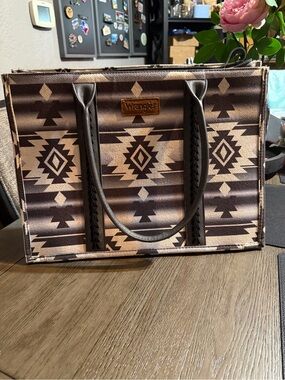 Wrangler Black white Aztec-Pattern Tote purse bag